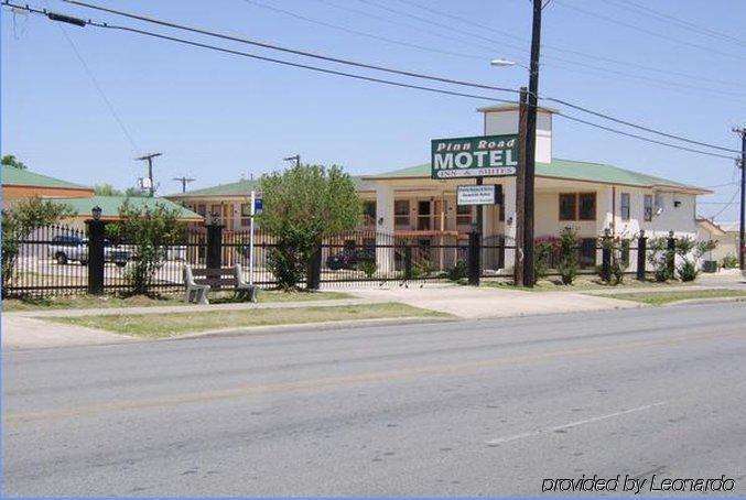 Pinn Road Inn And Suites Lackland Afb And Seaworld San Antonio Eksteriør bilde