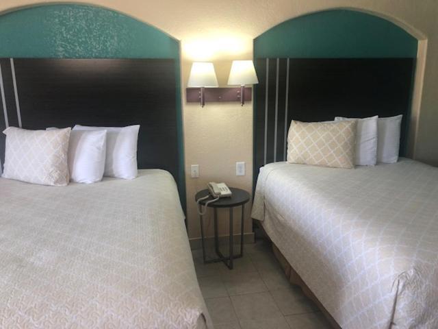 Pinn Road Inn And Suites Lackland Afb And Seaworld San Antonio Eksteriør bilde